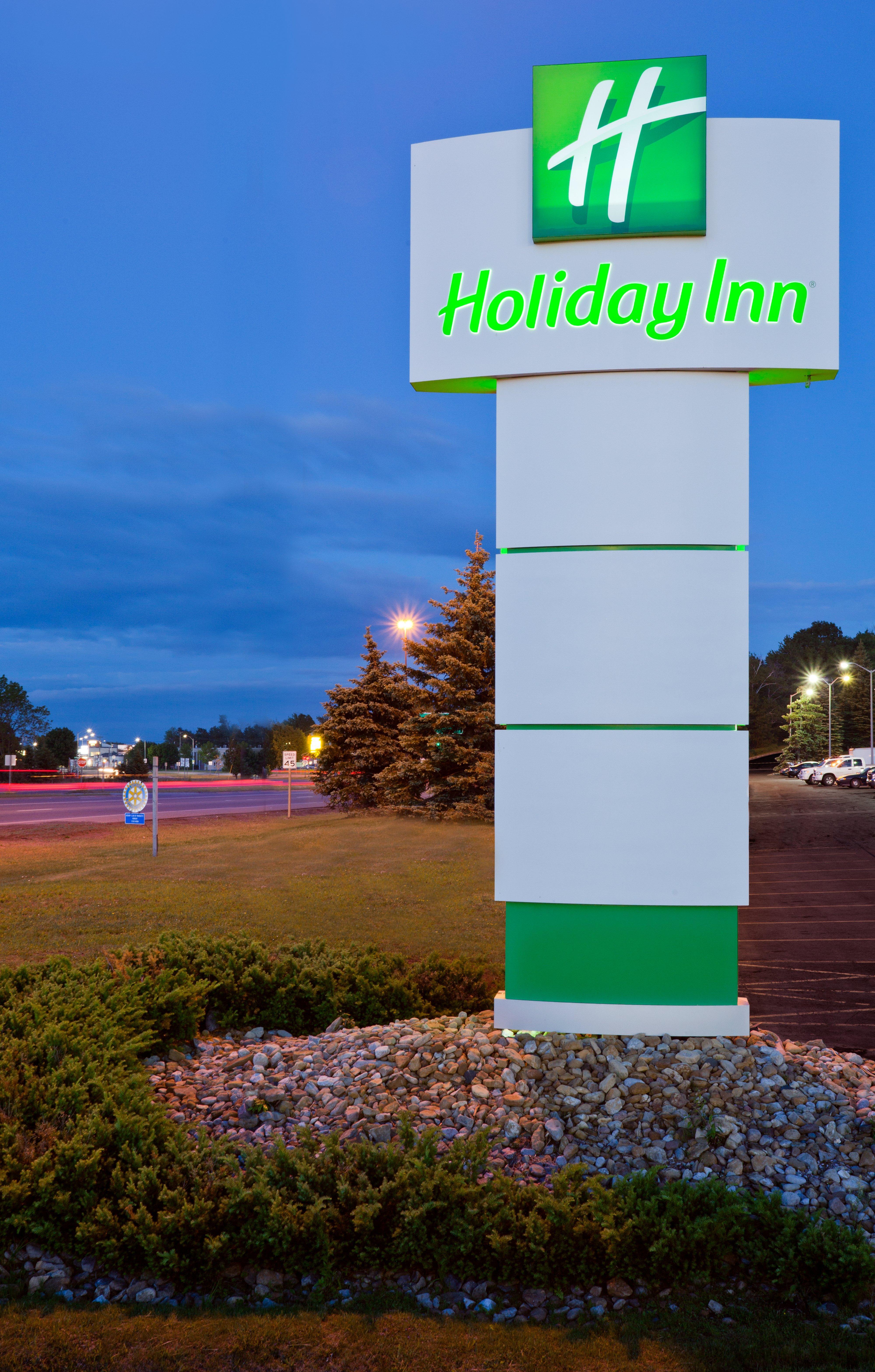 Holiday Inn Marquette By Ihg Exterior foto